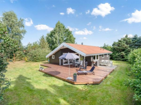 Holiday Home Arnsten - 900m from the sea by Interhome, Bogø By